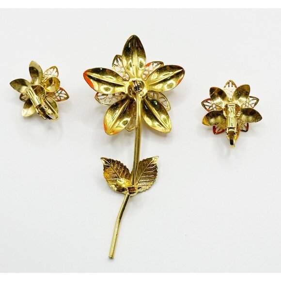 Unsigned Yellow w Orange Tips Enameled Metal Flower Brooch with Clip Earrings - Picture 2 of 3